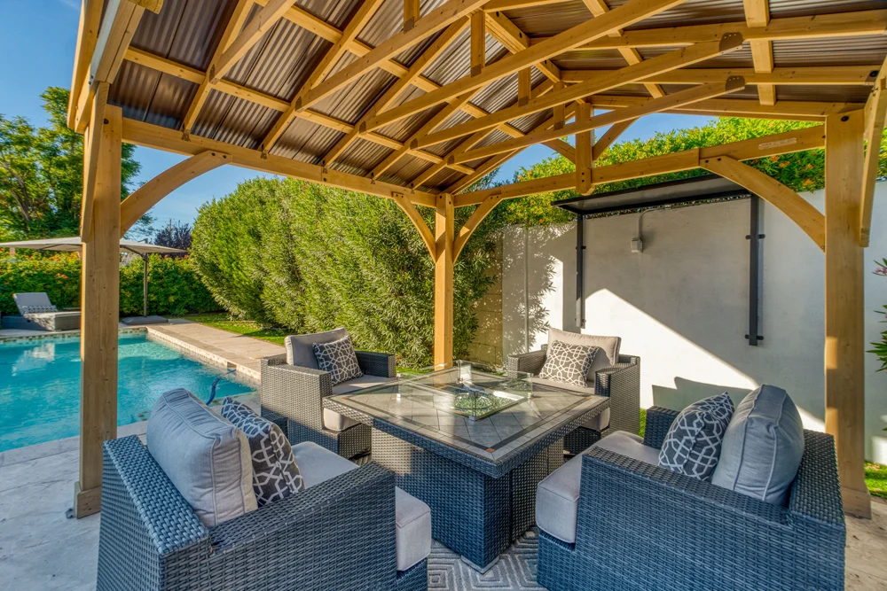 Angolo relax in giardino - Arredo da esterno - Baires Piscine