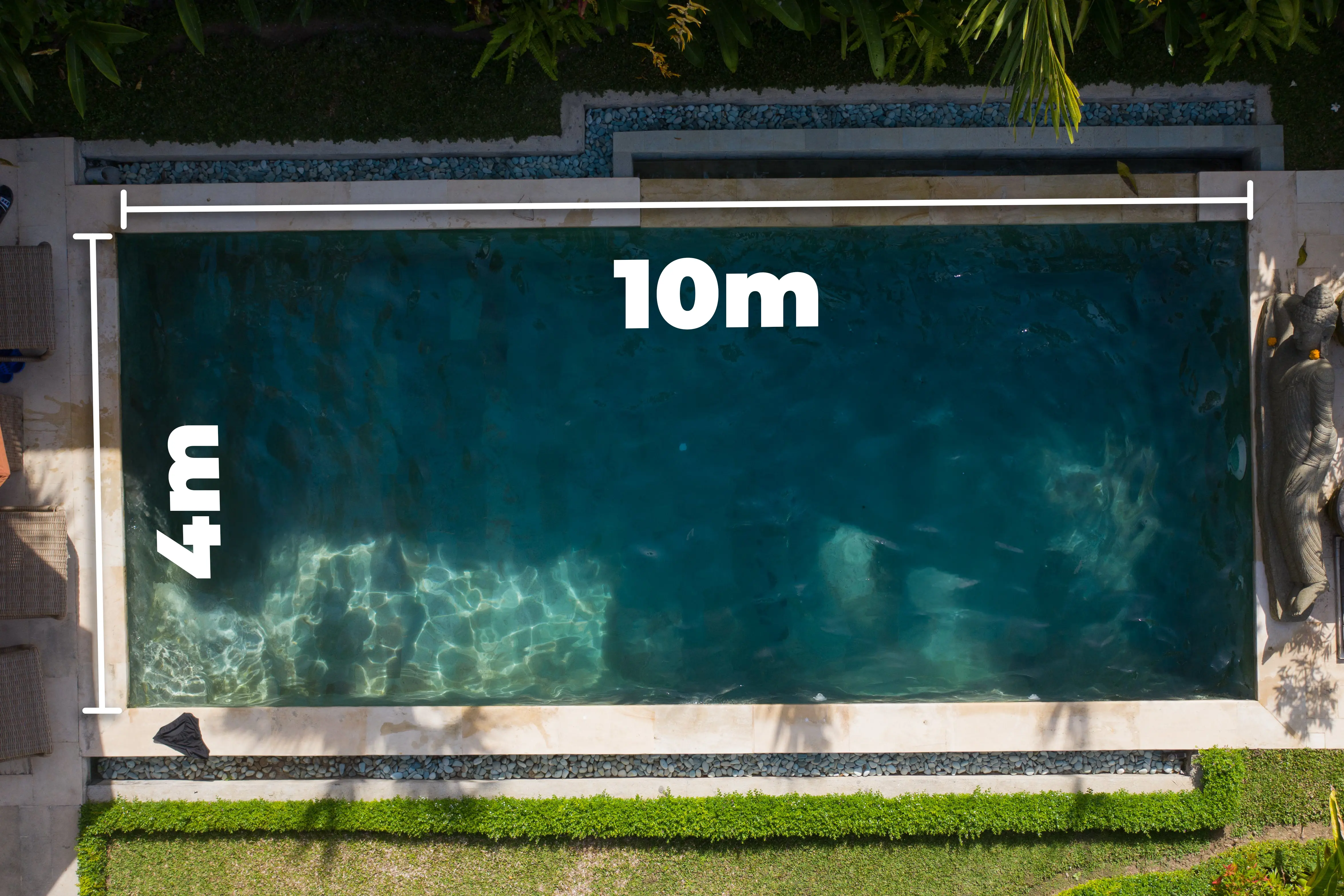 Dimensioni piscina esterna a skimmer rilassante ombreggiata - Baires Piscine