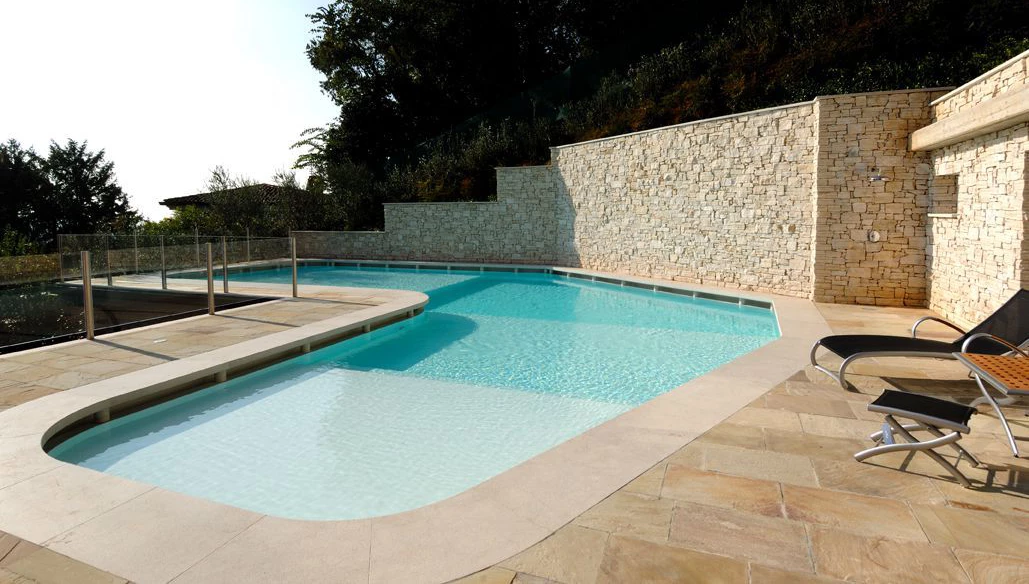 Piscina a forma libera: la soluzione che soddisfa qualsiasi desiderio - Forma Piscina - Baires Piscine