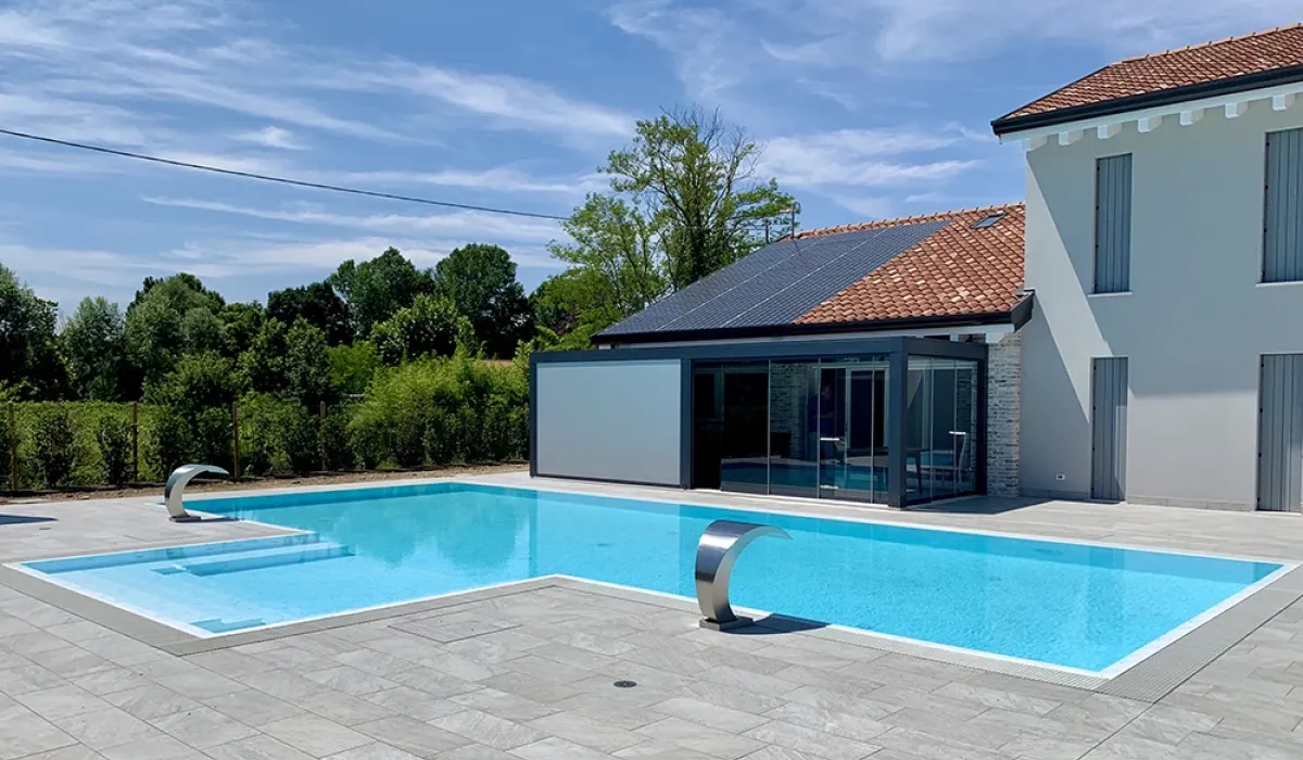 Piscina a sfioro: Luxe Heaven