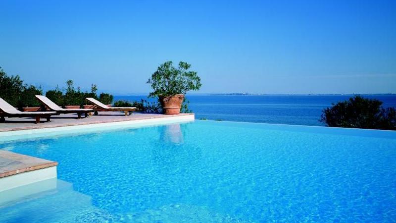 This is the sea - Piscine a sfioro - Infinity pool 