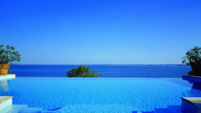 This is the sea - Piscine a sfioro - Infinity pool 