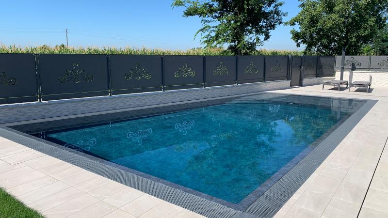 Piscina a sfioro: urban pool - Brescia bergamo milano