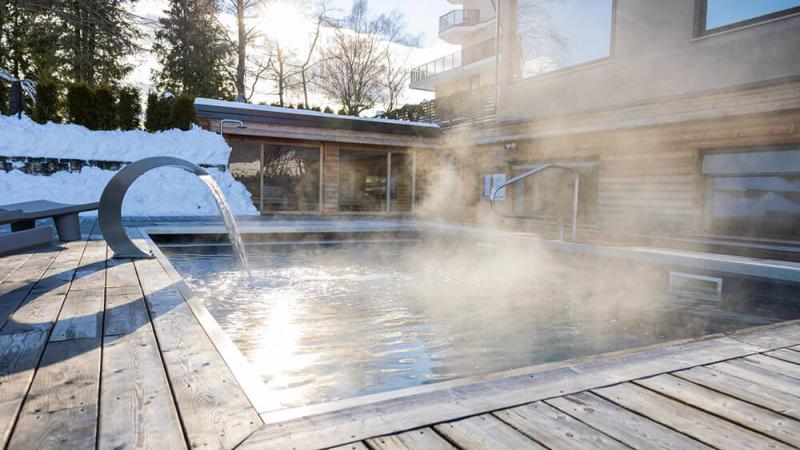 SPA e Piscina a Sfioro per Hotel: l'Arte del Relax