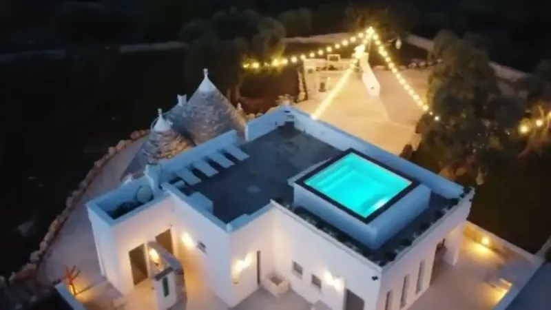 REBEA TRULLI HOME - area relax bordo piscina - Baires Piscine