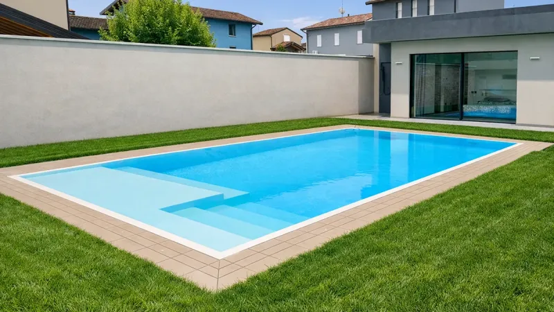 Piscina a Sfioro: Azure hideway - Piscina a sfioro in casa